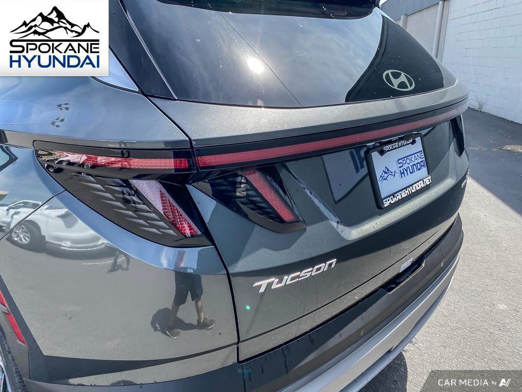 new 2025 Hyundai TUCSON Hybrid car, priced at $42,895