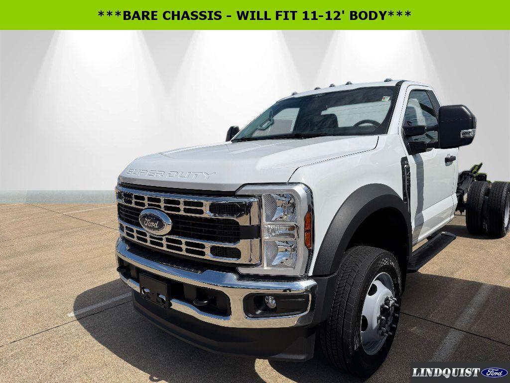 new 2025 Ford F-450 car, priced at $60,598