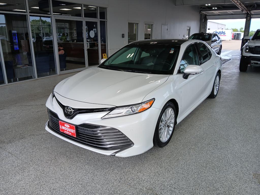 used 2018 Toyota Camry car, priced at $25,516