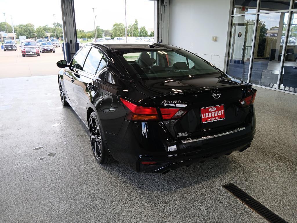 used 2023 Nissan Altima car, priced at $26,924