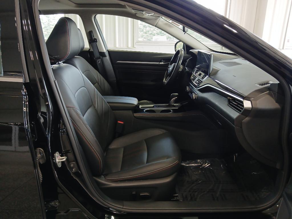 used 2023 Nissan Altima car, priced at $26,924