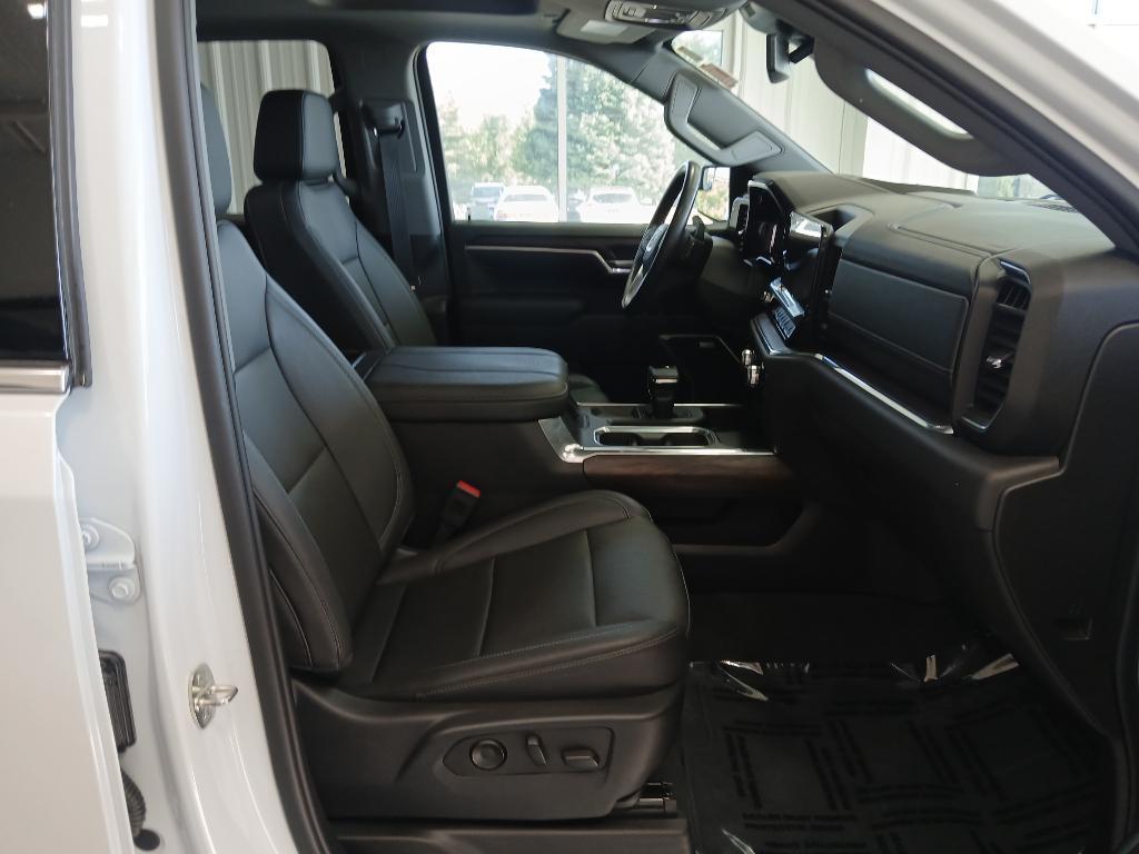 used 2023 GMC Sierra 1500 car, priced at $47,992