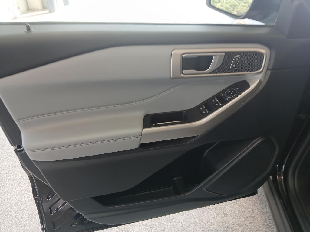 used 2023 Ford Explorer car, priced at $39,491