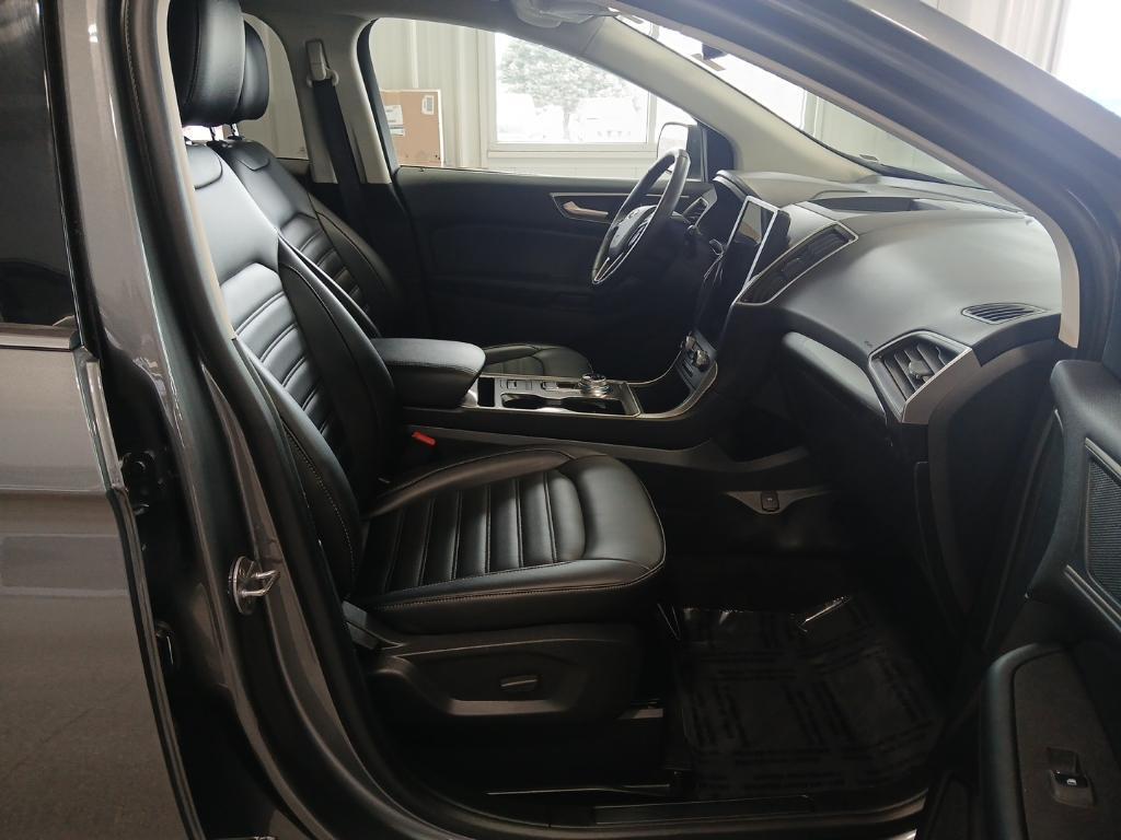used 2024 Ford Edge car, priced at $29,560