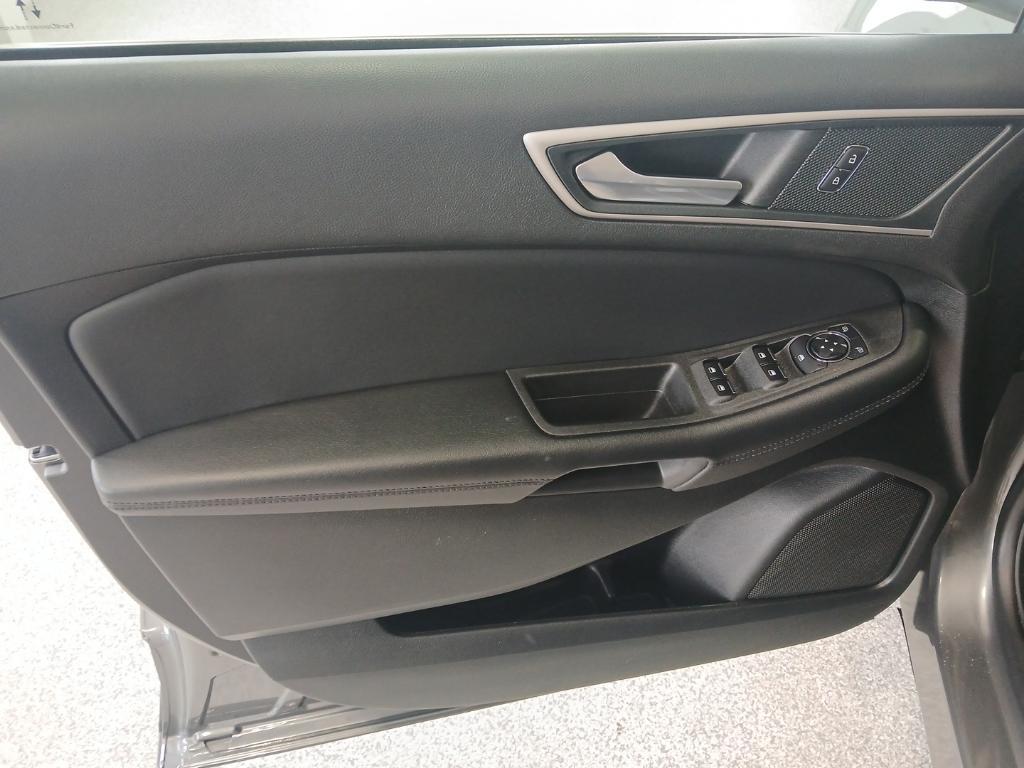 used 2024 Ford Edge car, priced at $29,560