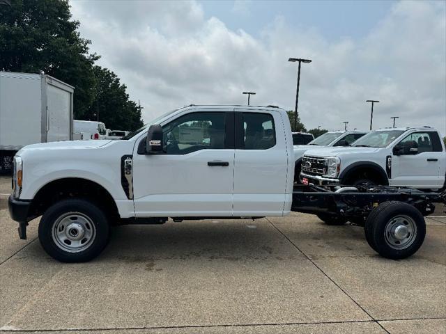 new 2024 Ford F-350 car, priced at $55,545