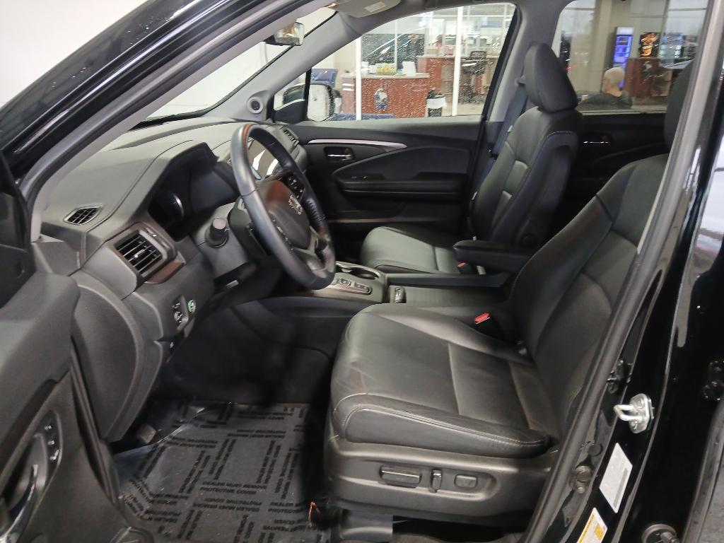 used 2021 Honda Pilot car, priced at $28,880