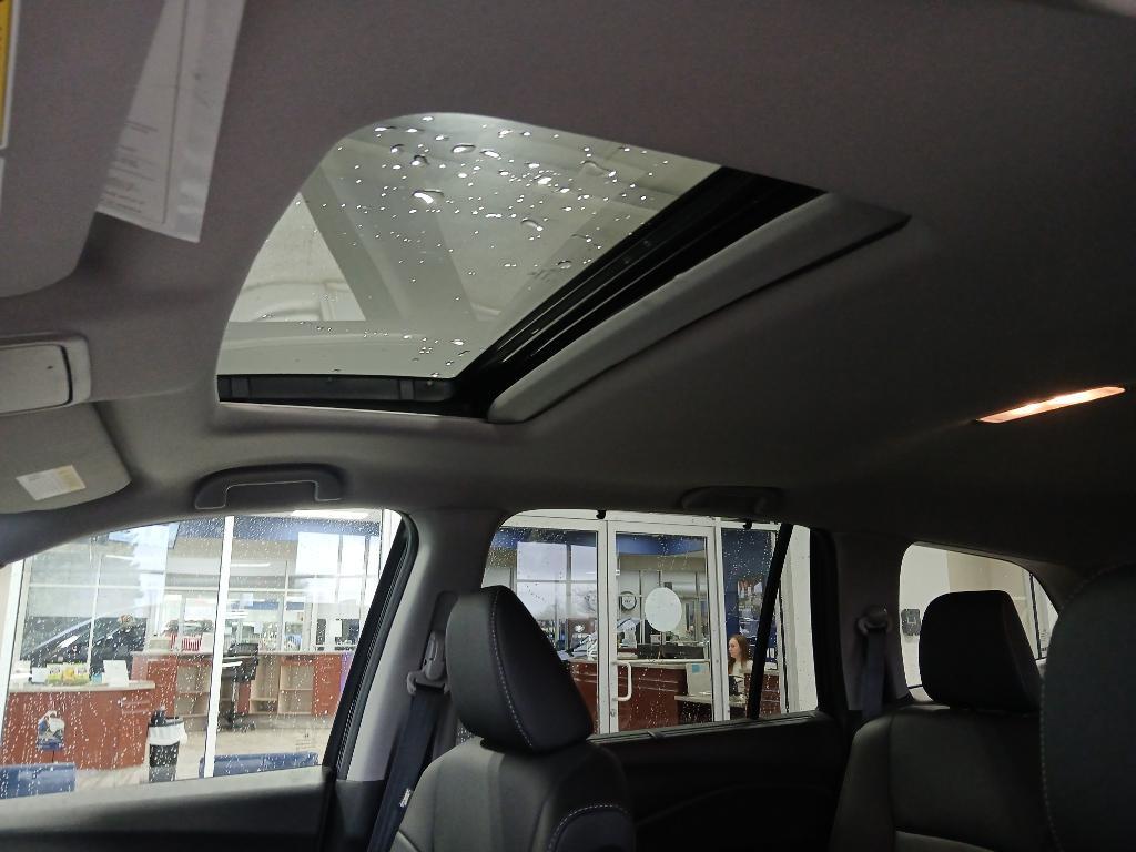 used 2021 Honda Pilot car, priced at $28,880