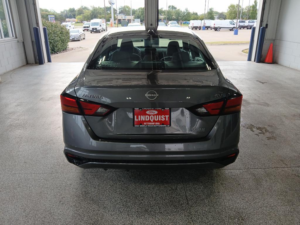 used 2023 Nissan Altima car, priced at $22,912