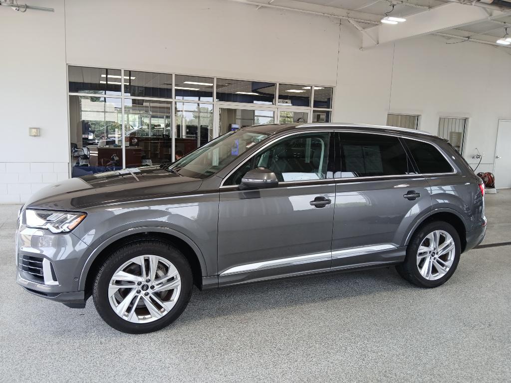 used 2024 Audi Q7 car, priced at $44,523