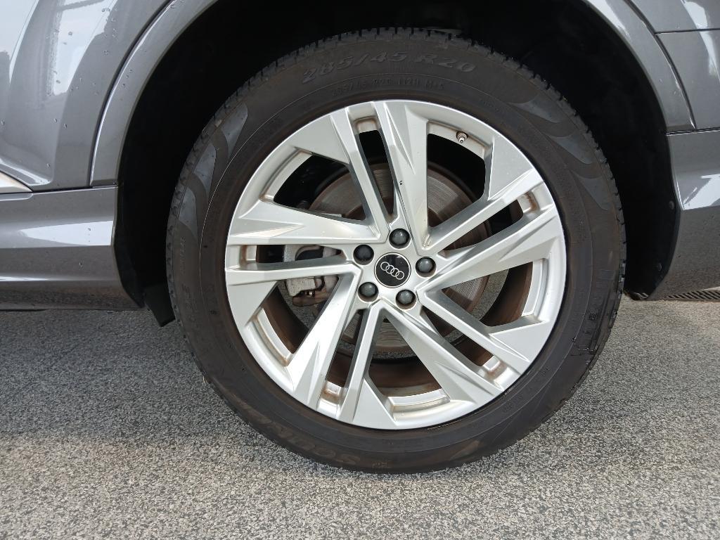 used 2024 Audi Q7 car, priced at $44,523