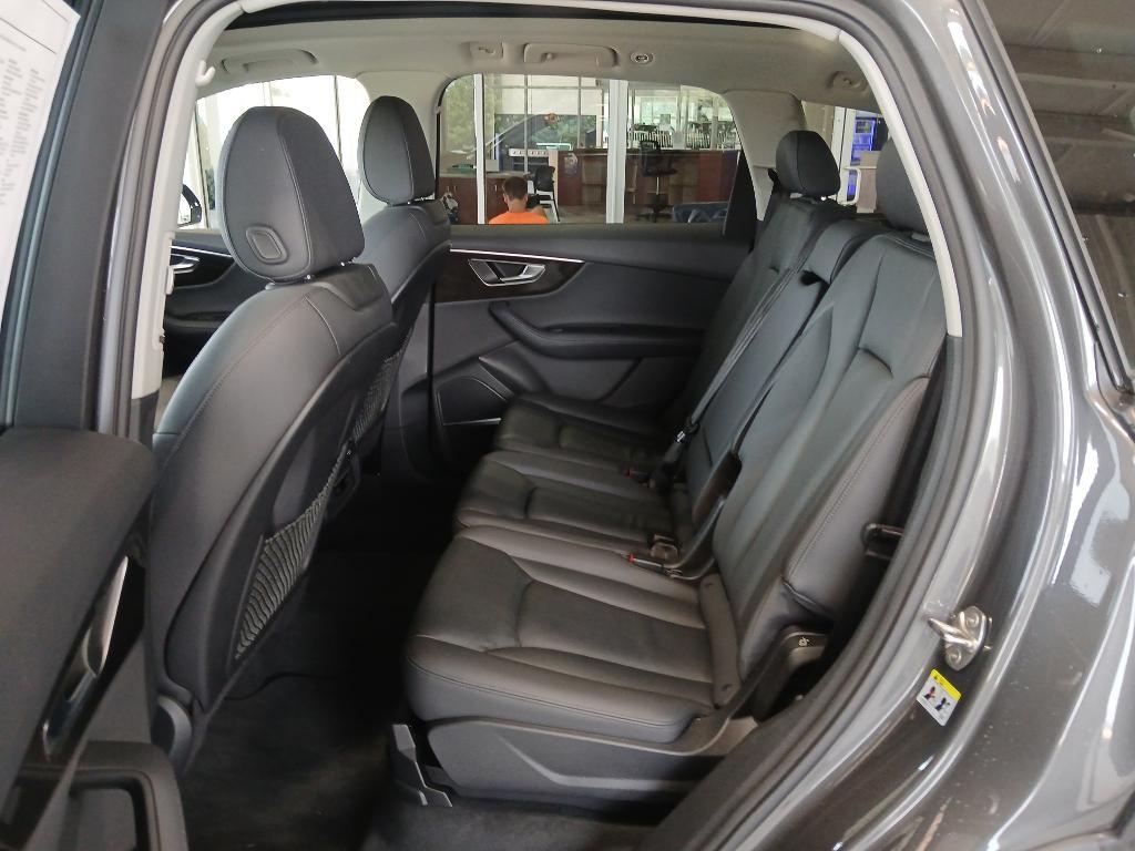 used 2024 Audi Q7 car, priced at $44,523