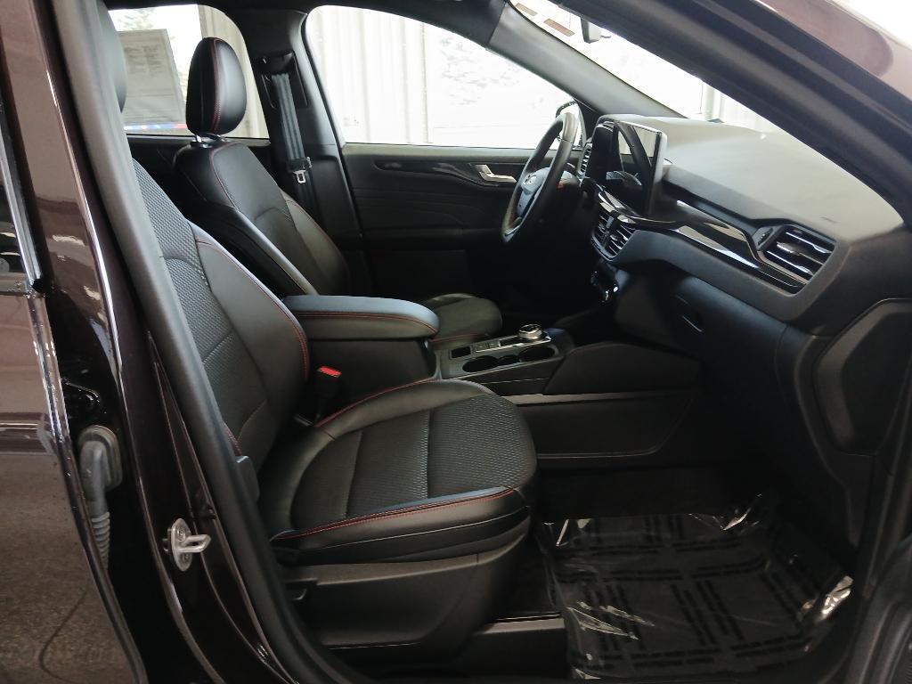 used 2023 Ford Escape car, priced at $28,990