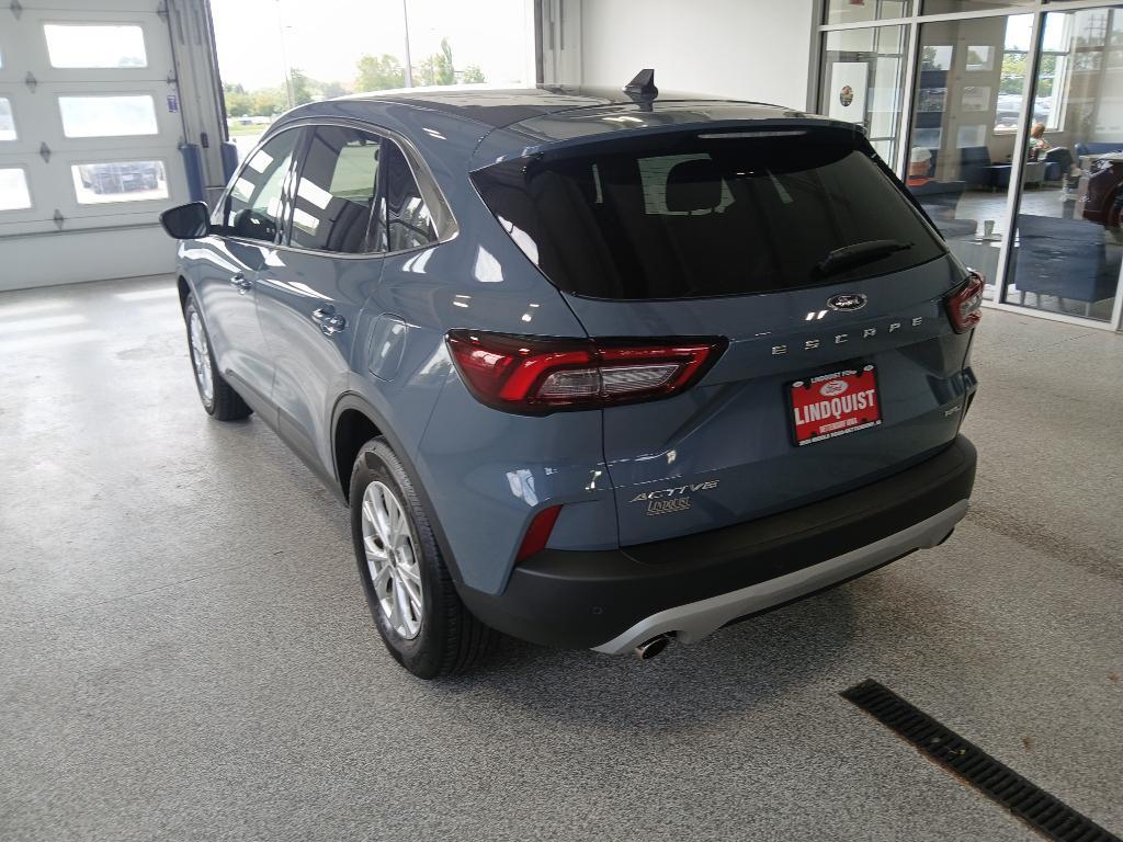 used 2023 Ford Escape car, priced at $27,089