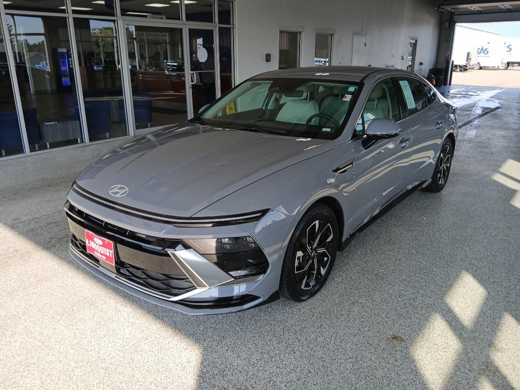 used 2024 Hyundai Sonata car, priced at $23,490