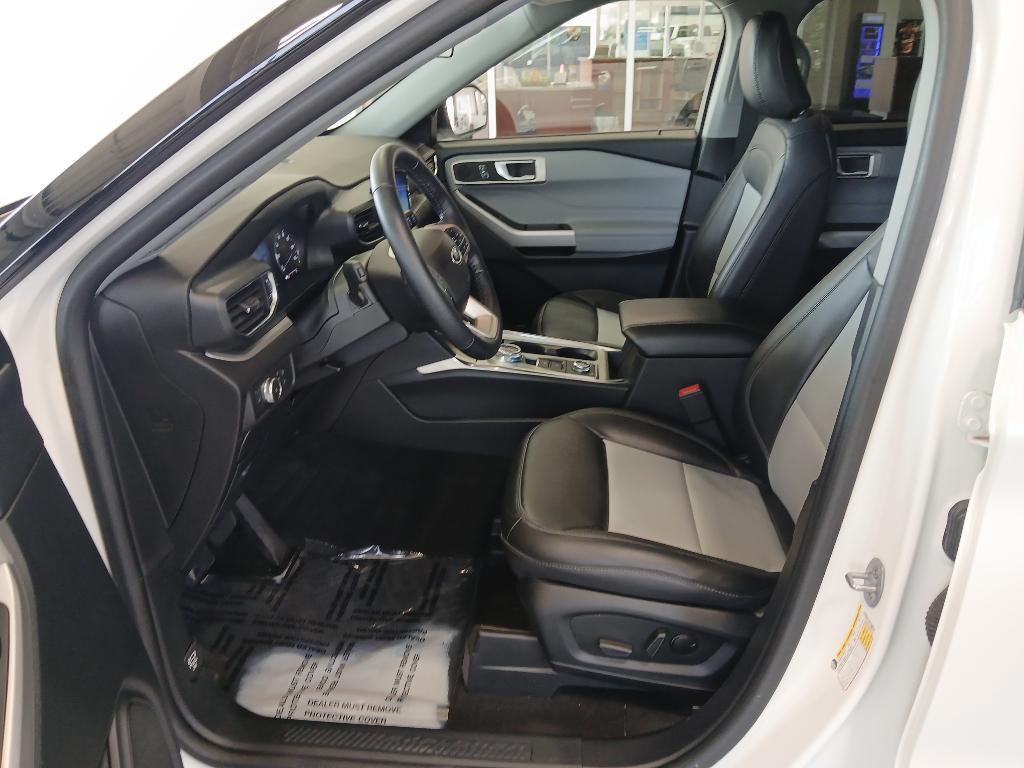 used 2022 Ford Explorer car, priced at $36,912