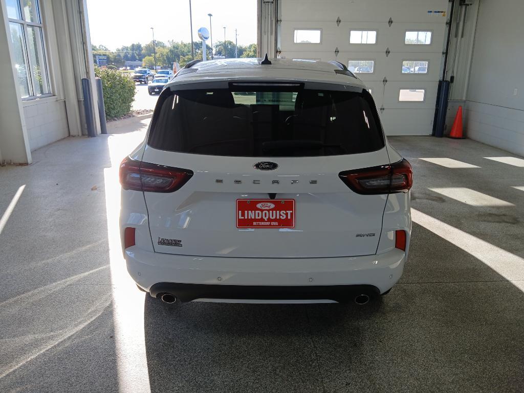 used 2023 Ford Escape car, priced at $27,907