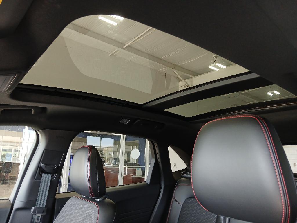 used 2023 Ford Escape car, priced at $30,912