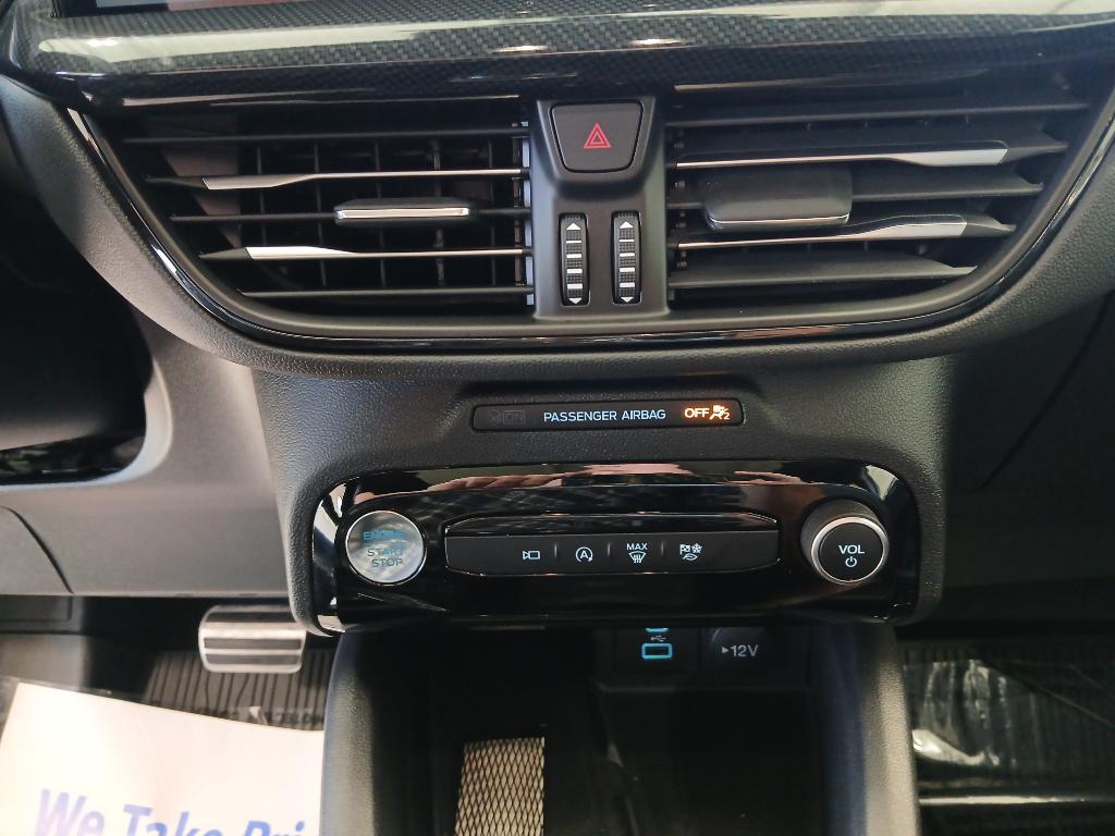 used 2023 Ford Escape car, priced at $30,912