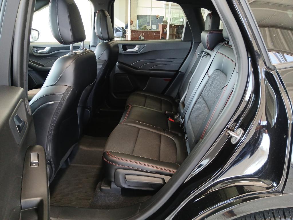 used 2023 Ford Escape car, priced at $30,912