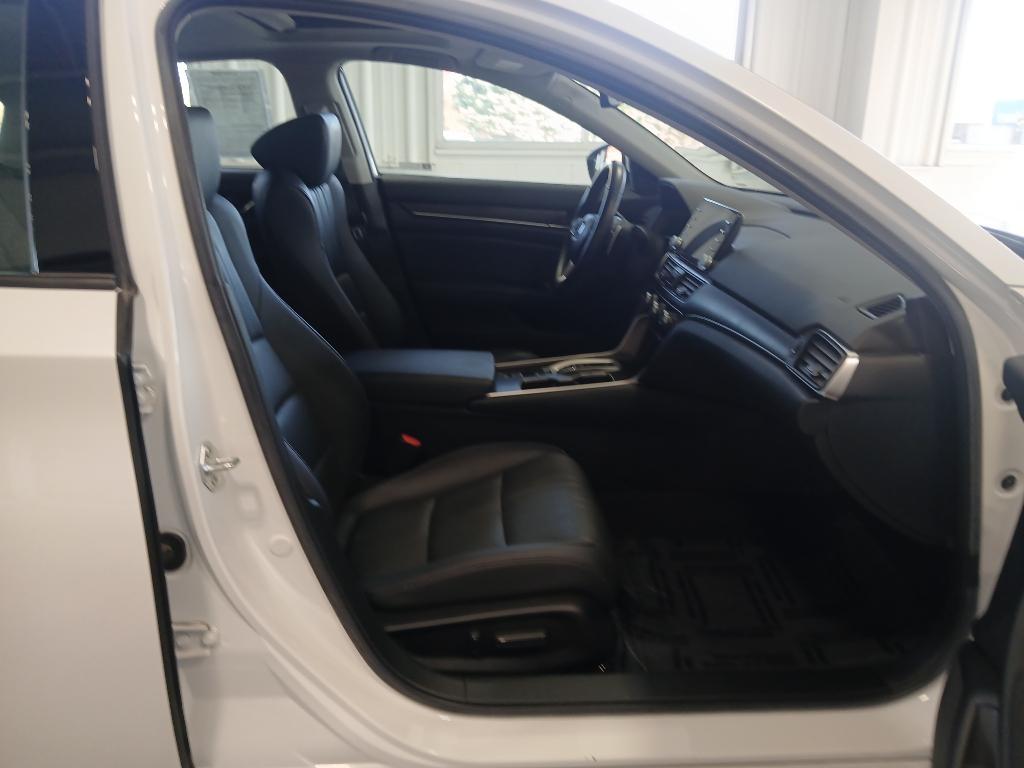 used 2021 Honda Accord Hybrid car, priced at $28,990