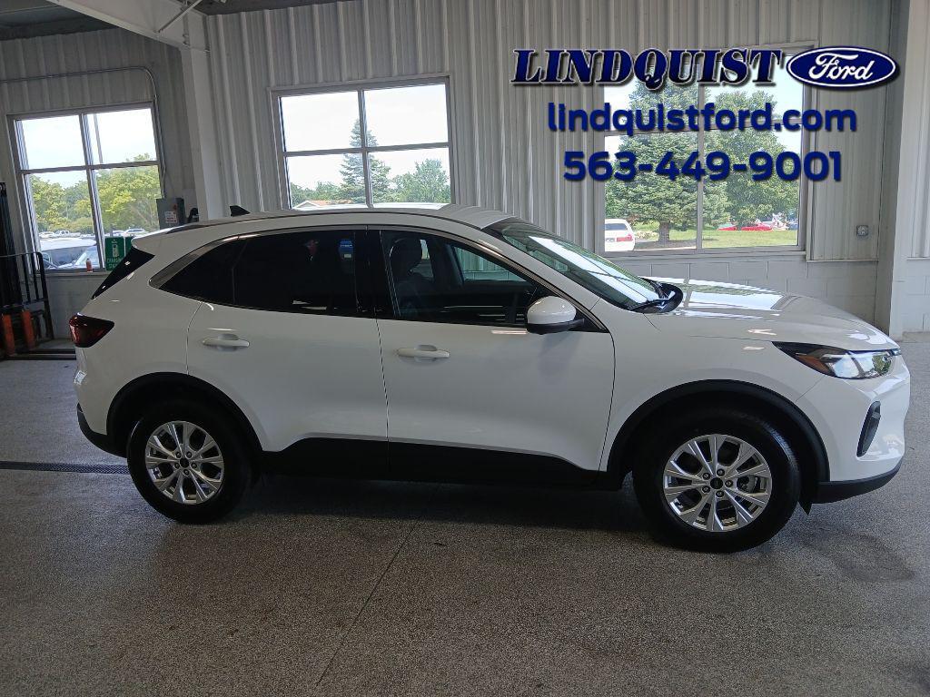 used 2023 Ford Escape car, priced at $28,990