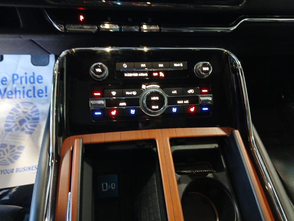 used 2020 Lincoln Navigator car, priced at $30,876