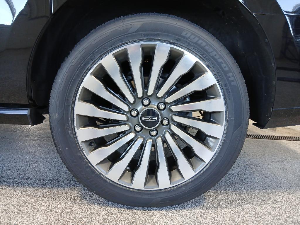 used 2020 Lincoln Navigator car, priced at $30,876