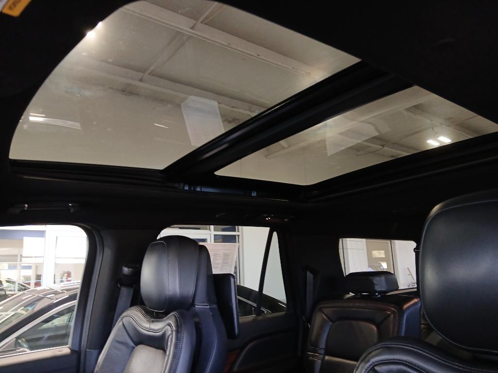 used 2020 Lincoln Navigator car, priced at $30,876