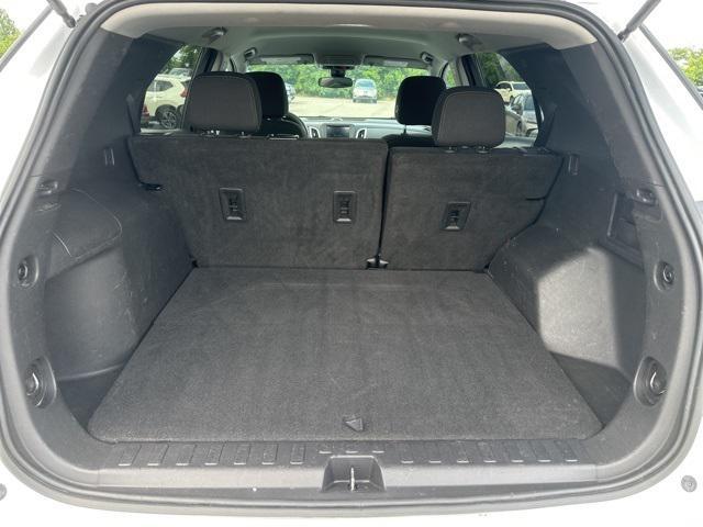 used 2022 Chevrolet Equinox car, priced at $18,900