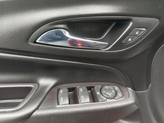 used 2020 Chevrolet Equinox car, priced at $17,997