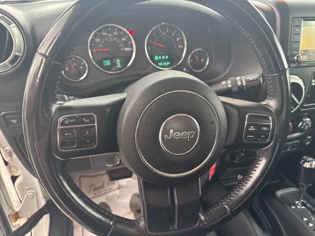 used 2015 Jeep Wrangler Unlimited car, priced at $22,900