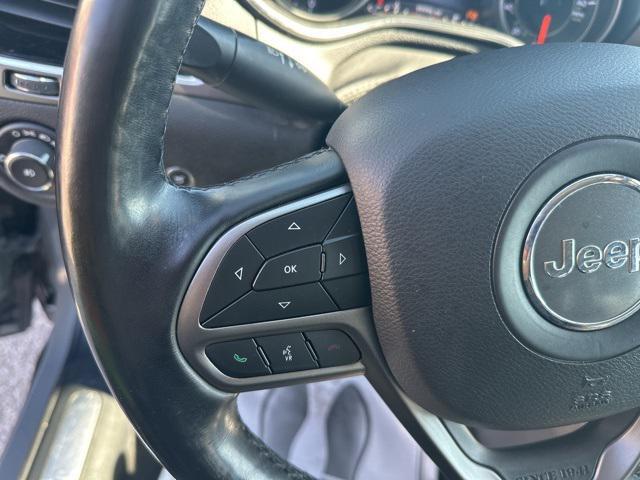 used 2020 Jeep Cherokee car, priced at $17,637