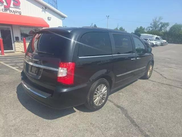 used 2015 Chrysler Town & Country car, priced at $8,600