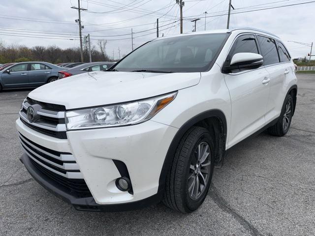 used 2019 Toyota Highlander car, priced at $21,995