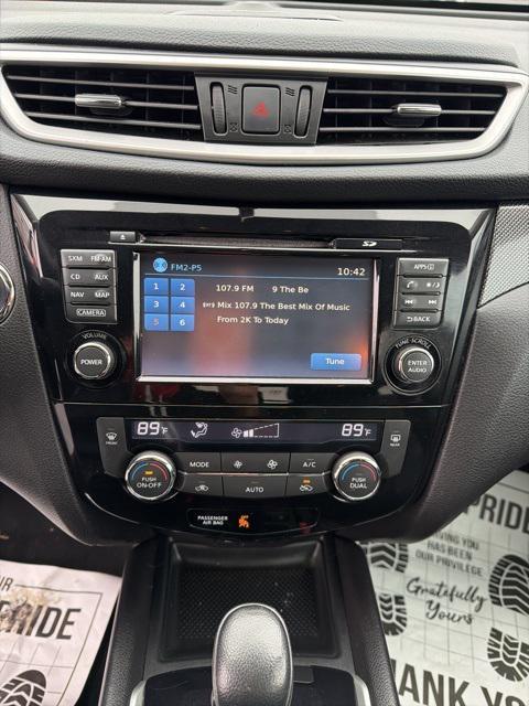 used 2015 Nissan Rogue car, priced at $12,300