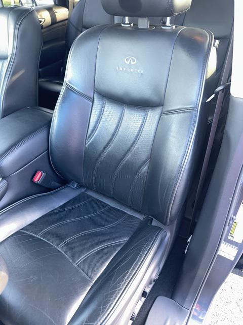 used 2013 INFINITI JX35 car, priced at $8,900
