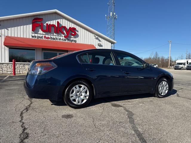 used 2009 Nissan Altima car, priced at $6,500