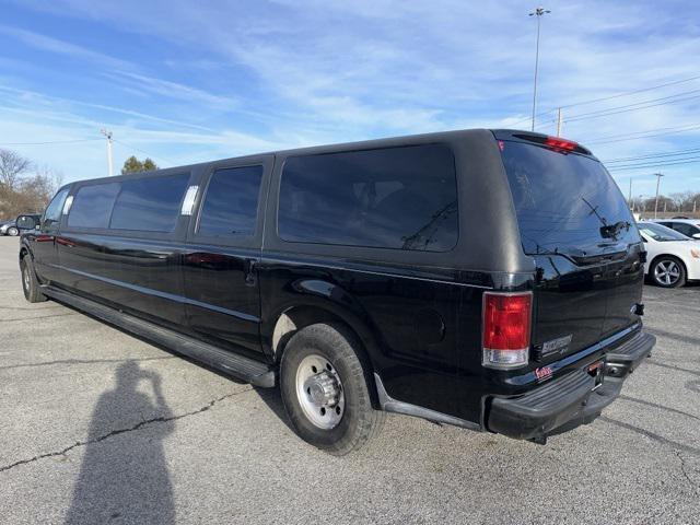 used 2005 Ford Excursion car, priced at $14,000