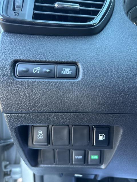 used 2018 Nissan Rogue car, priced at $7,500