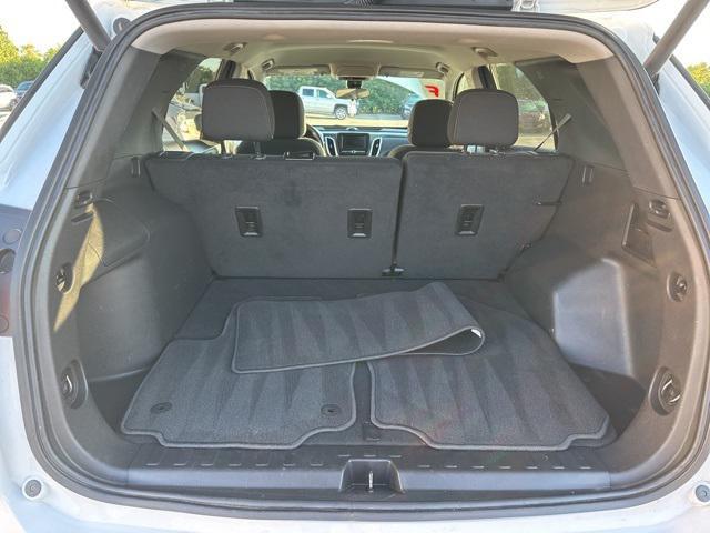 used 2023 Chevrolet Equinox car, priced at $15,900