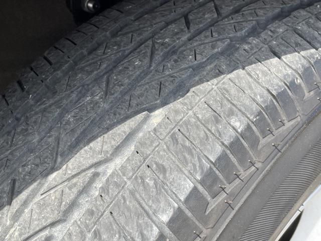 used 2014 Kia Sorento car, priced at $7,900
