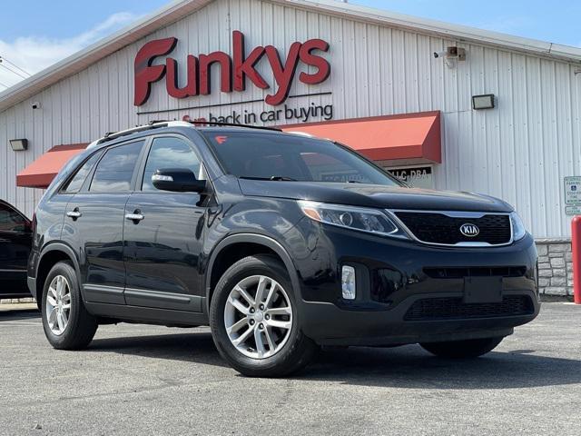 used 2014 Kia Sorento car, priced at $7,900