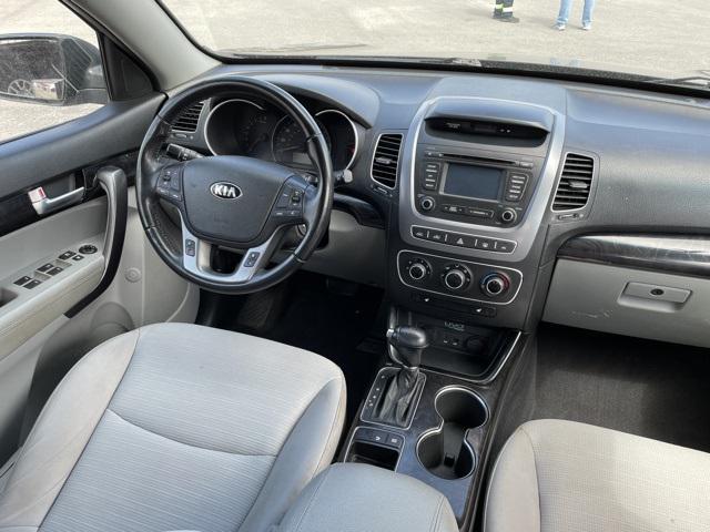 used 2014 Kia Sorento car, priced at $7,900