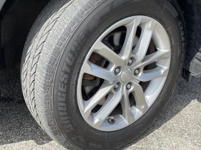 used 2014 Kia Sorento car, priced at $7,900