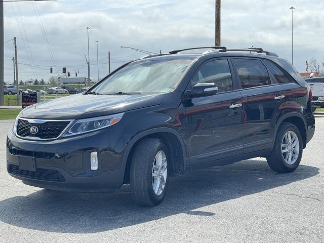 used 2014 Kia Sorento car, priced at $7,900