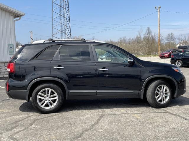 used 2014 Kia Sorento car, priced at $7,900