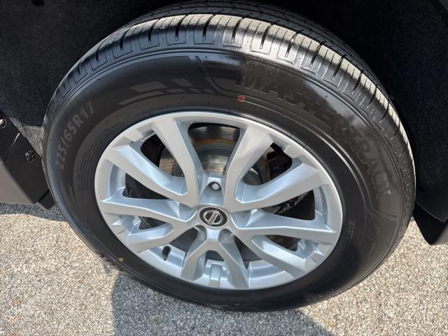 used 2018 Nissan Rogue car, priced at $12,500