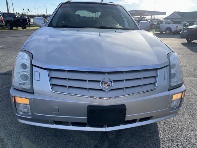 used 2007 Cadillac SRX car, priced at $5,900