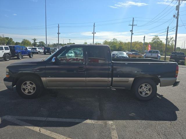 used 2001 Chevrolet Silverado 1500 car, priced at $3,000